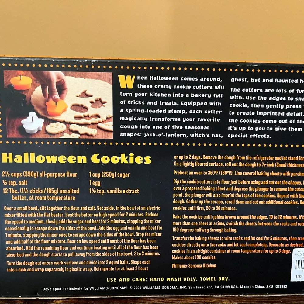 Williams-Sonoma Kids Halloween Cookie Spring Loaded Stamps